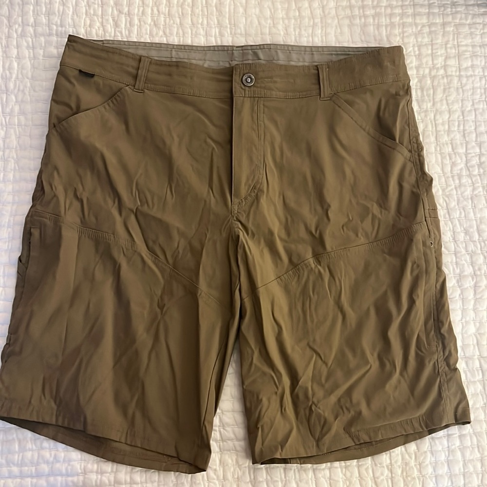 Men’s Kuhl shorts - NWOT